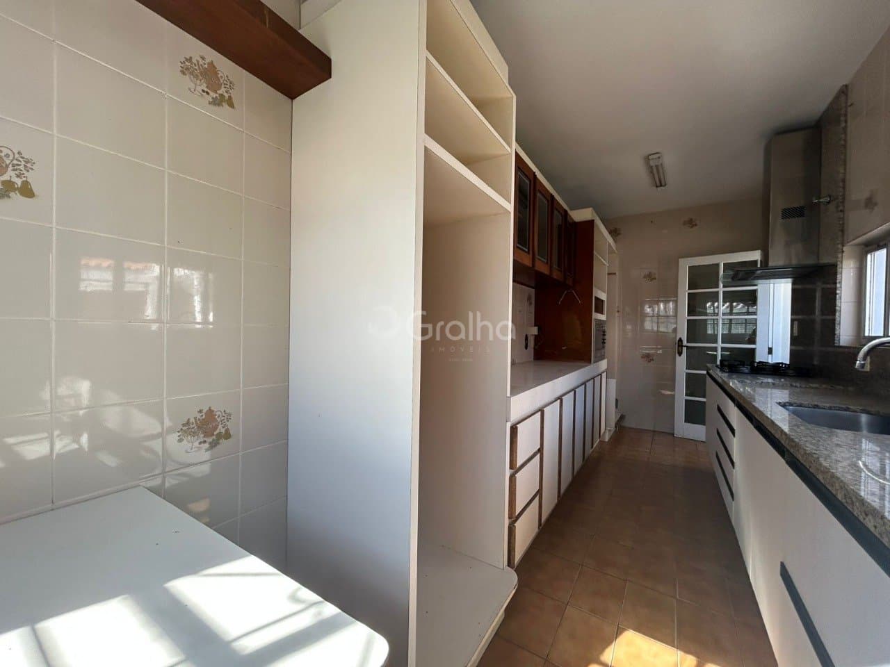 jrt1w2-i361n9W9vmo6_392186877f91df2388.jpg