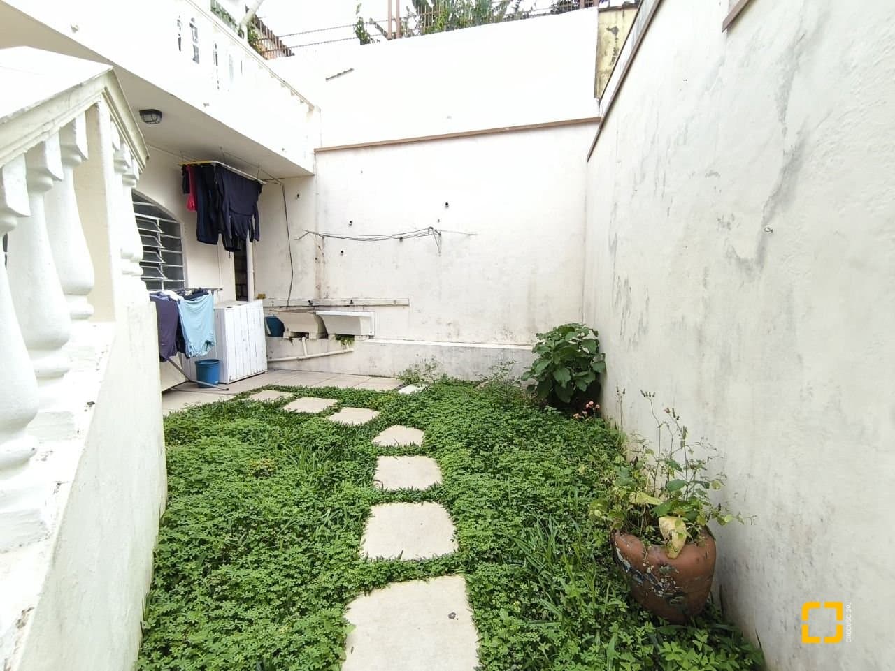 juqe5a-iy9Wj_5644768926a00b9720.jpg