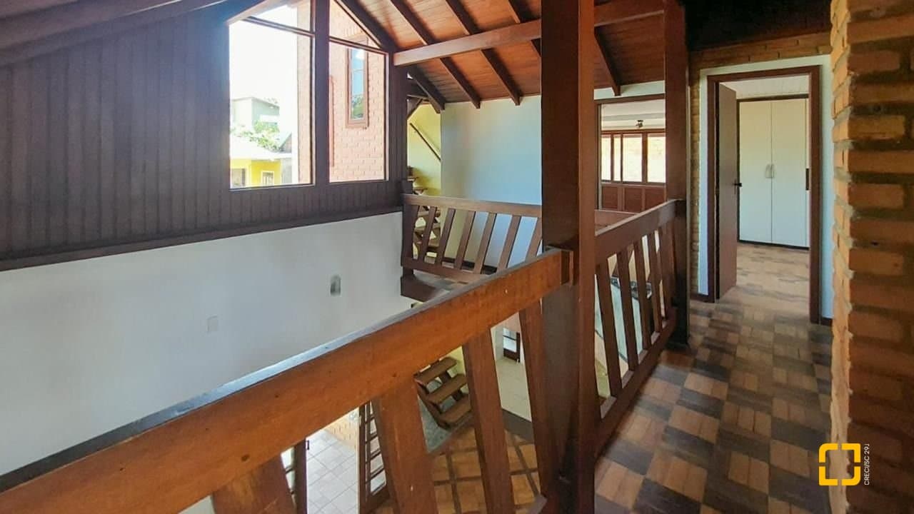 jvku5j-i8bxysG8j_5859569a9ea8d6c44e.jpg