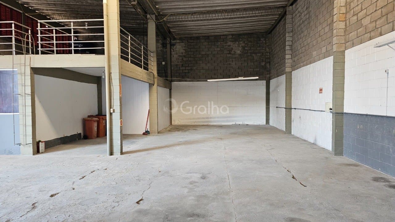 jx5bn-iR5xU_3922868793387c5b12.jpg