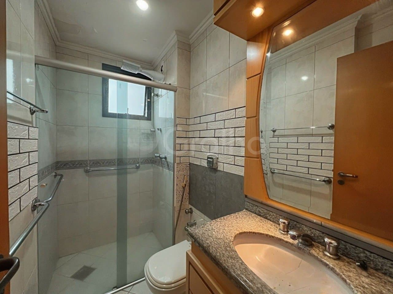 kg7nak-i8495T73G_4163569775e0fd3cb8.jpg