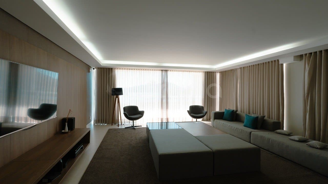 kl8jmh-iaB7ut8115wz5US2l6_3988368c85960f15f3.jpg
