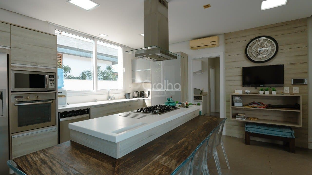 kth4y8-i335aS6v35U8d8B49_34500680a442da0883.jpg