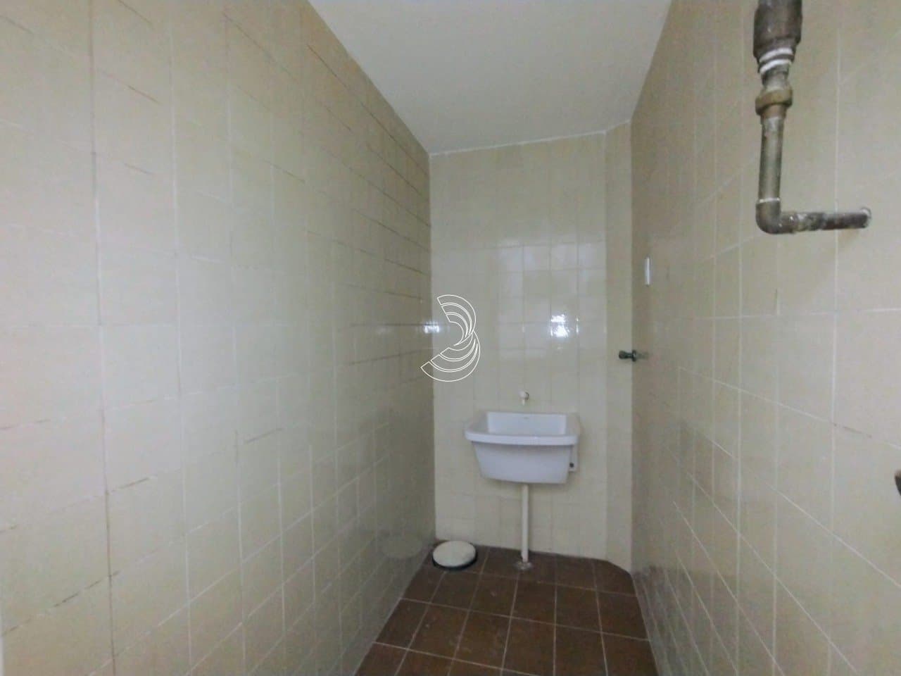 kzni9l-ih894h272_192566a16edf477679.jpg