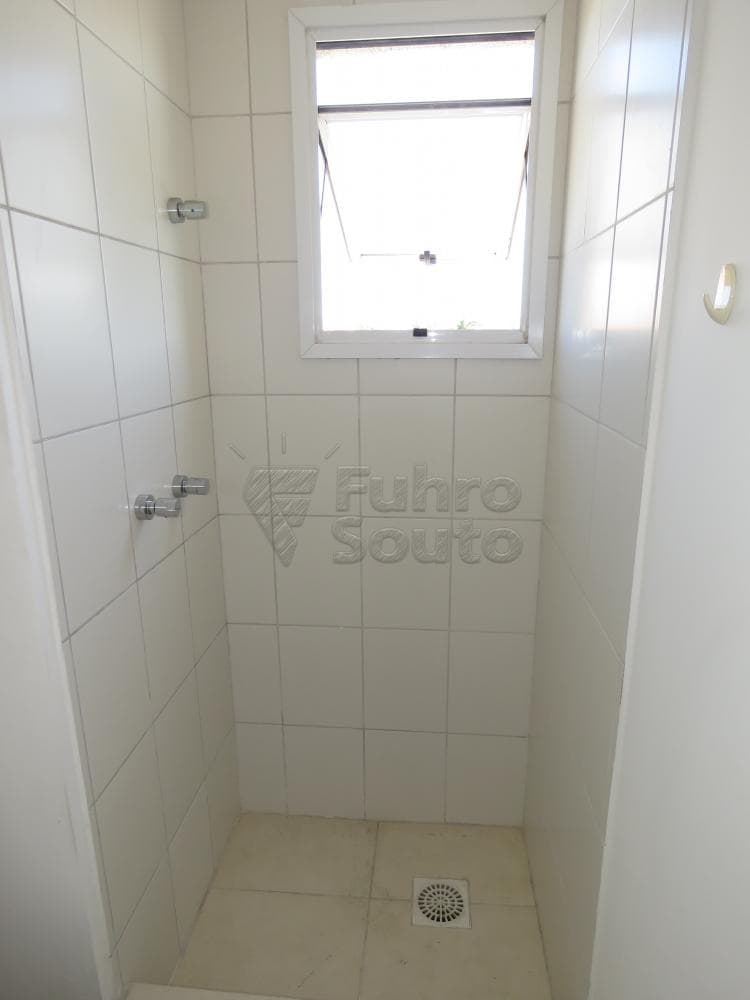 l7irsh-banheiro-suite.jpg