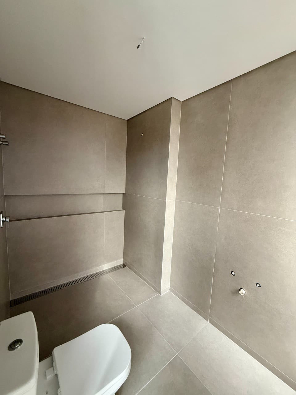 lh4bq-i7xV6J5_4034468e925a15e4c0.jpg