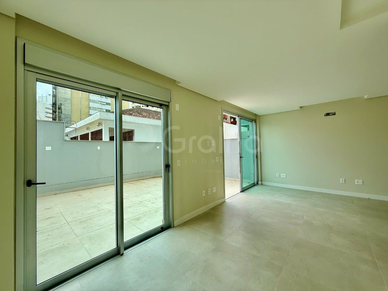 lnf3wr-iM56T_407266908ab187f3a7.jpg