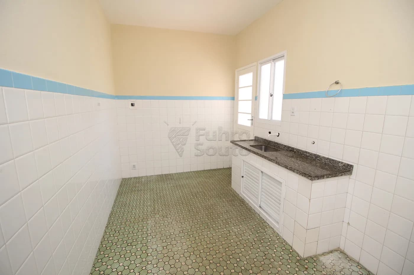 lr7cgt-cozinha.webp