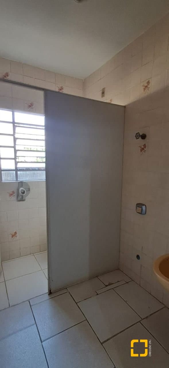 m1xj3u-i1Vpsdi3_5938569e9094bc10c3.jpg