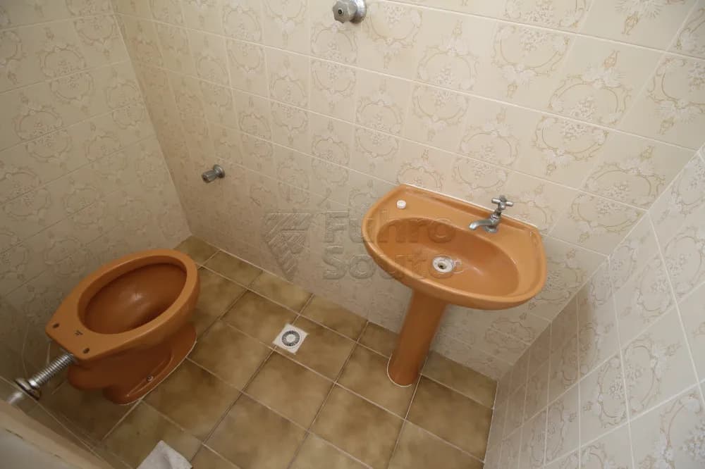 m4134f-banheiro.webp