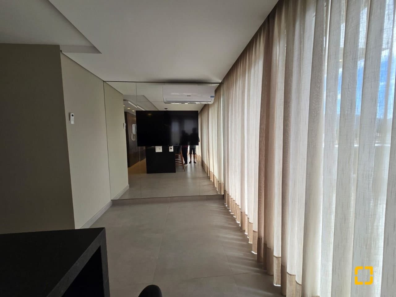 m9geaq-i3XDr_52590679d29a5b9697.jpg