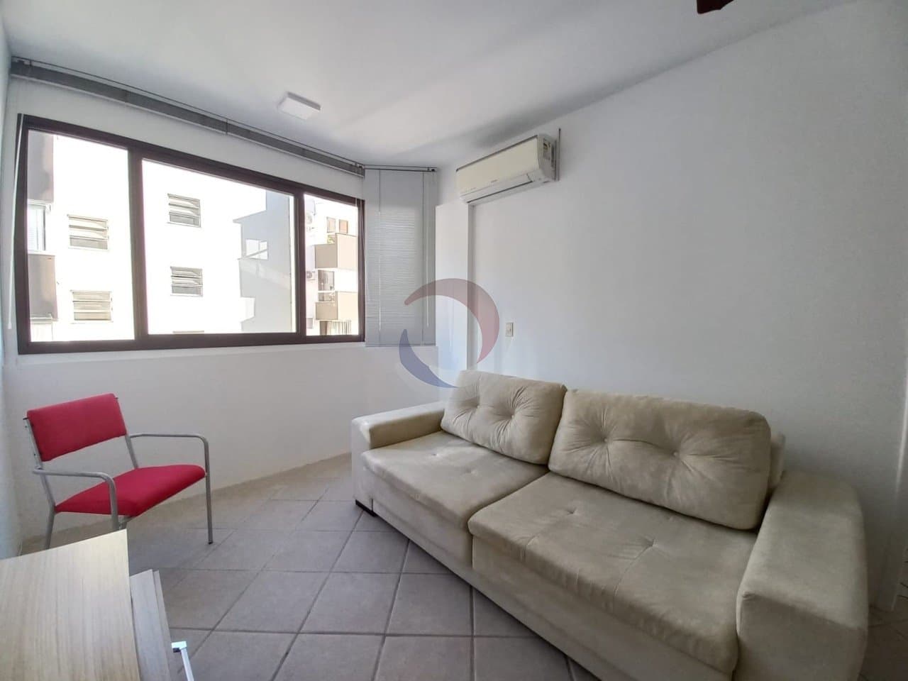 mnso9r-iv46570_26648646b8417613b8.jpg
