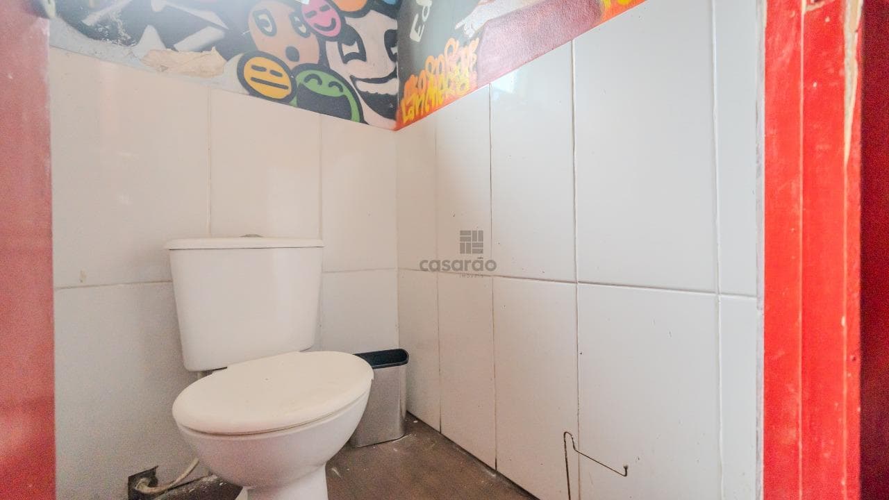 moiv5u-predio-no-pelotas-banheiro-social-2.jpg
