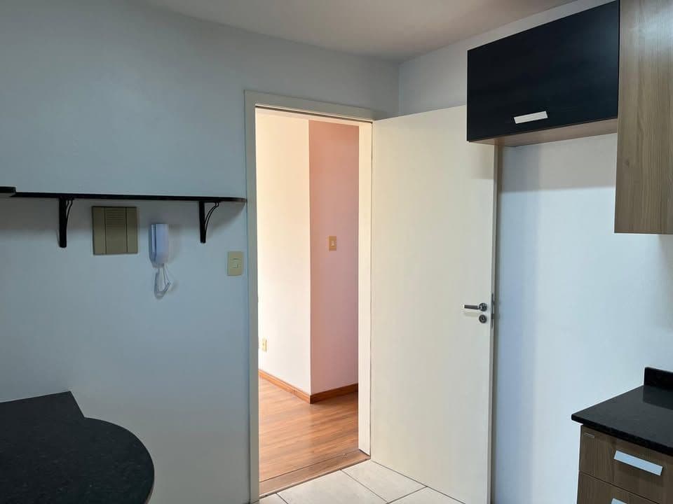 n17v08-img-304163185