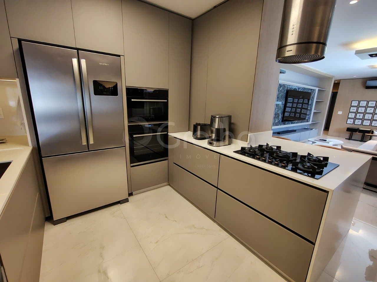 n96qvi-i1139k6BTKU9BL8NE1_4291669e28be22a8e9.jpg