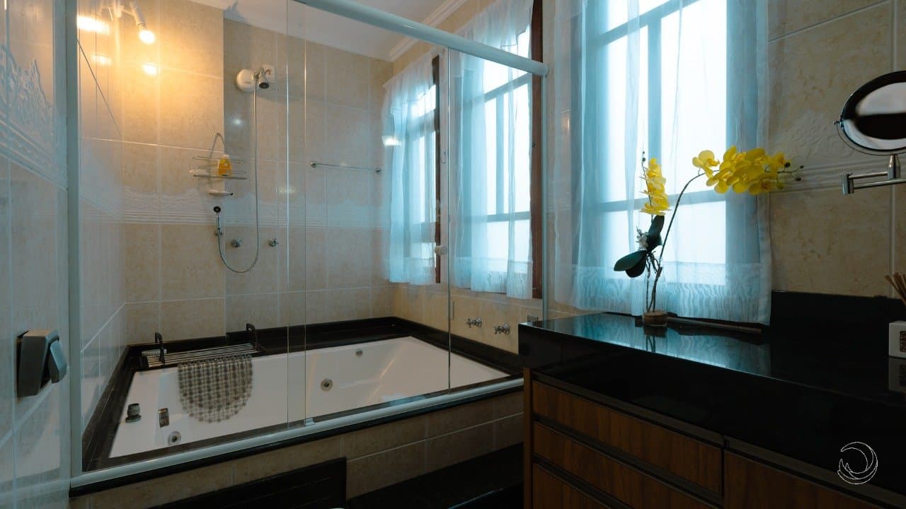 naxnrm-i7Gyb1Vq8Hx467zMo76_1921567e389b16da9d.jpg