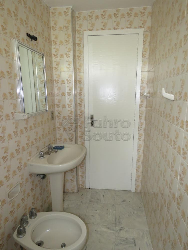 nmkh4j-banheiro.jpg