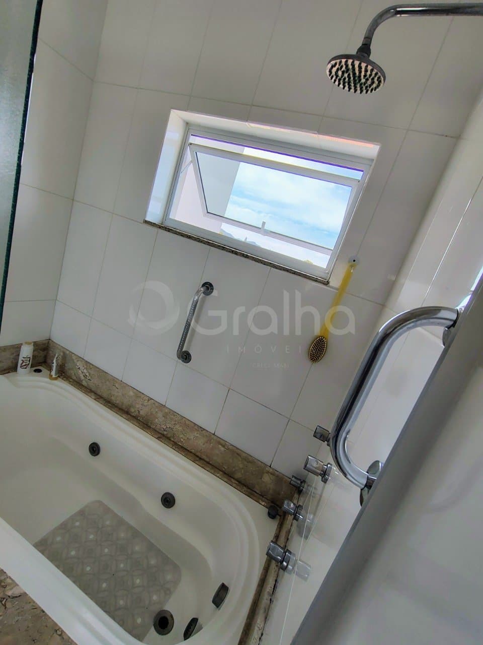 nr519c-ir6br1xahR1_405686903ef9b0c2a9.jpg