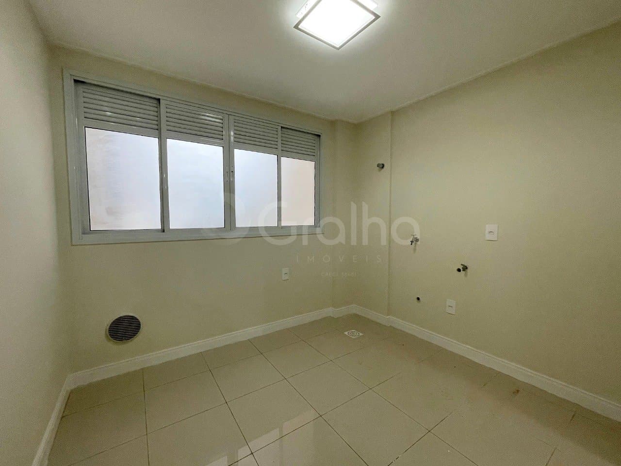 nsuz4o-izp67W158O64_4005468cafde54f1ba.jpg