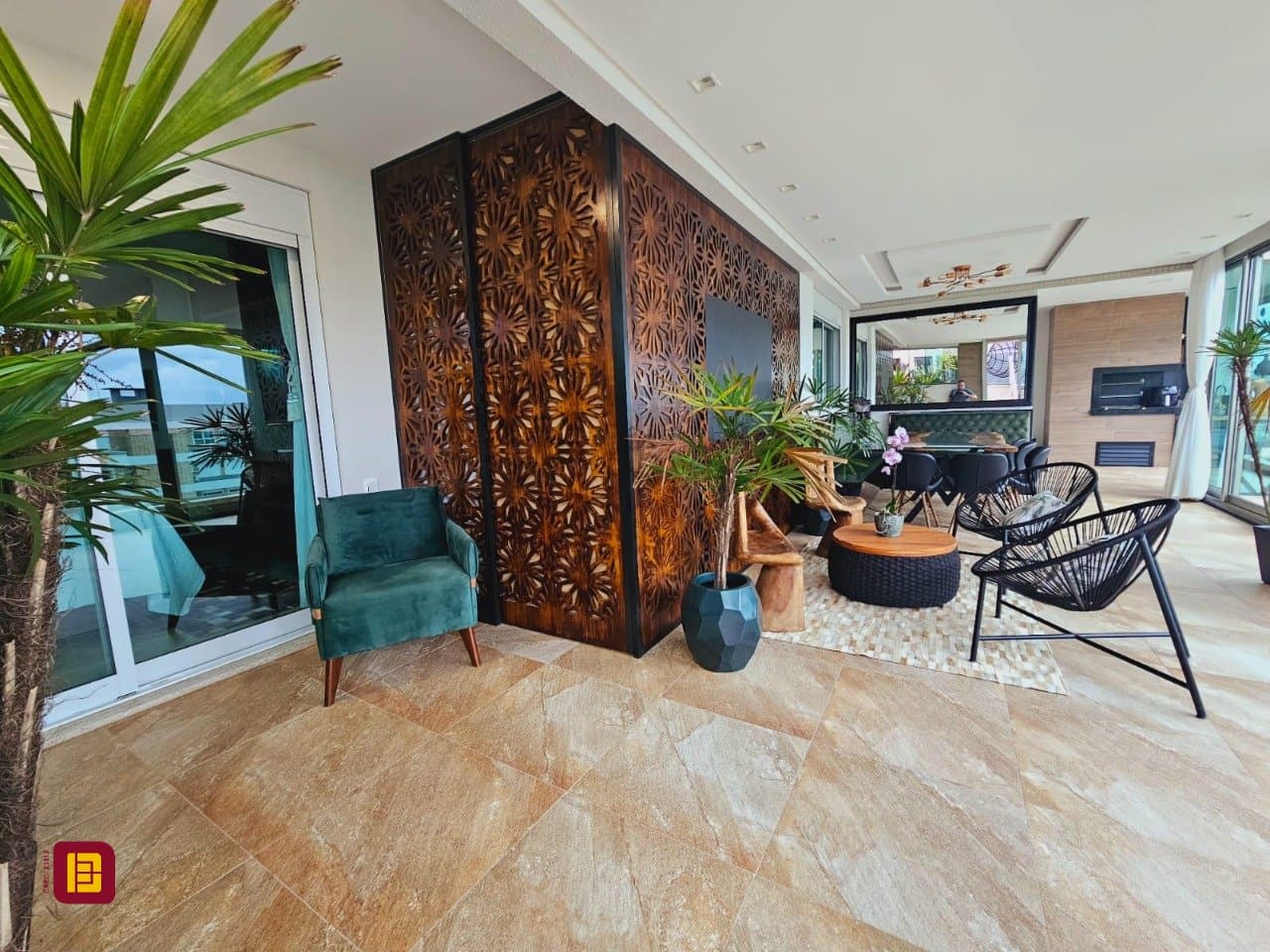 nzt2s-iVR2726731l1R656_4249665d4fee41069c.jpg