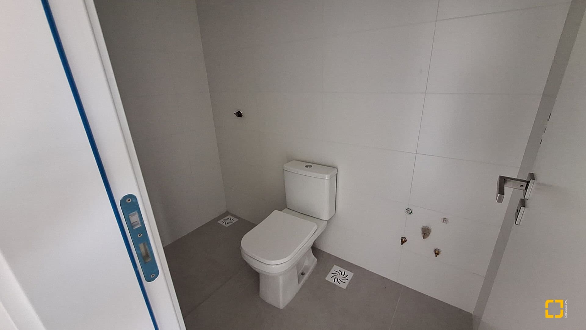 odeeuu-ig5i6l_5892969bd95b2b88b9.jpg