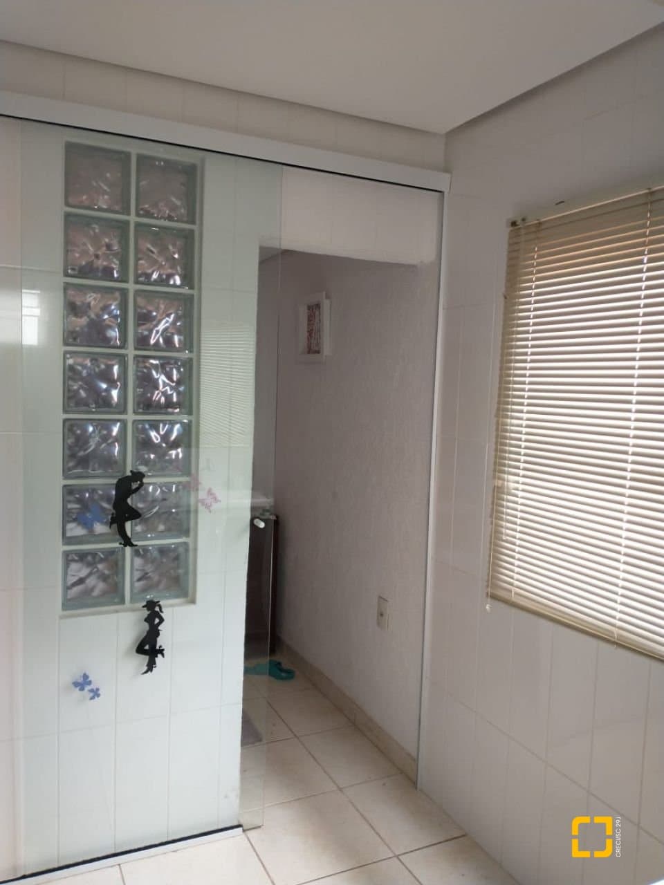 ogx1oa-i2YZ2_5615168710500968bd.jpg