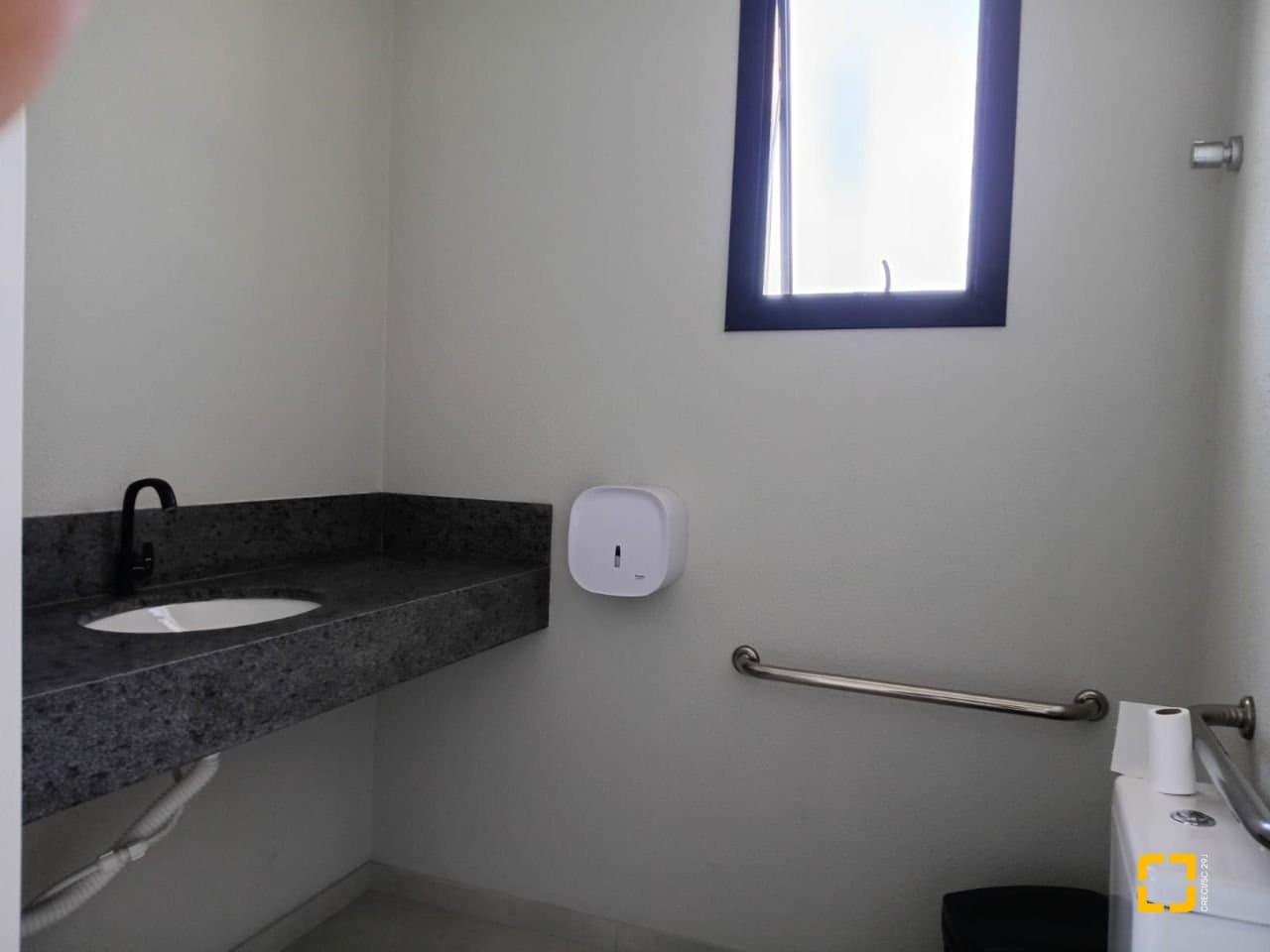 ot34zl-i6HE3_56592689b62ac9af75.jpg
