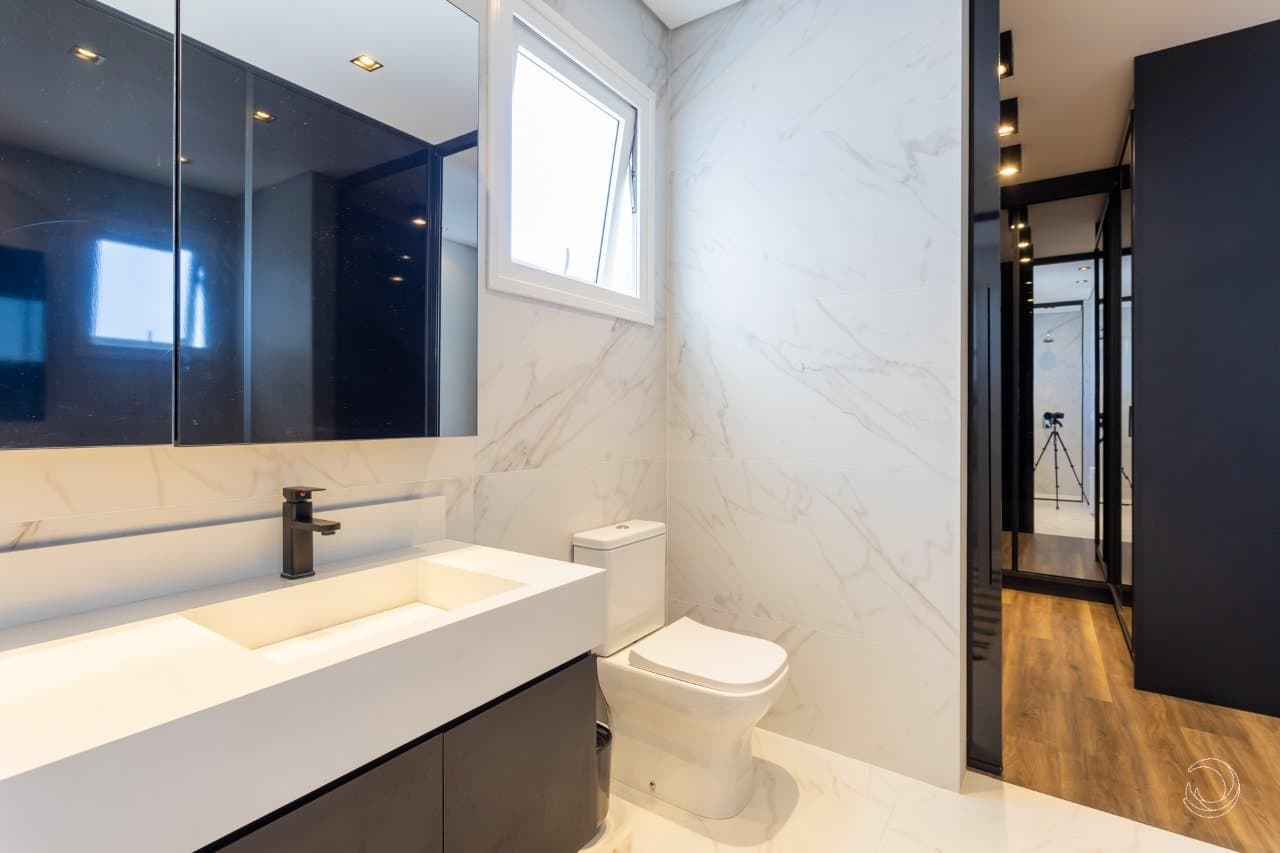 ou4h3m-i95gKf3T1Dc_357676735f60a1692a.jpg