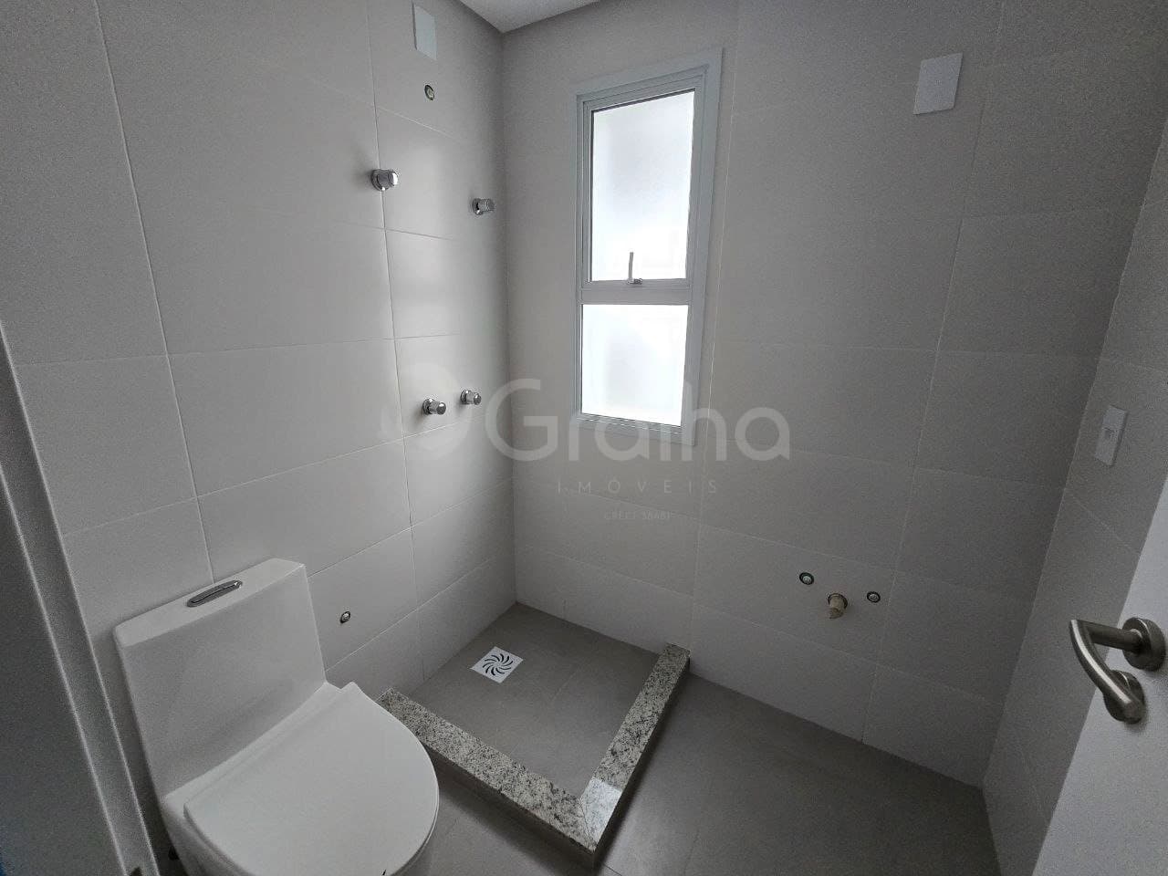 ovls2q-ihS8YX77dv4Z_2638169010c54c1811.jpg