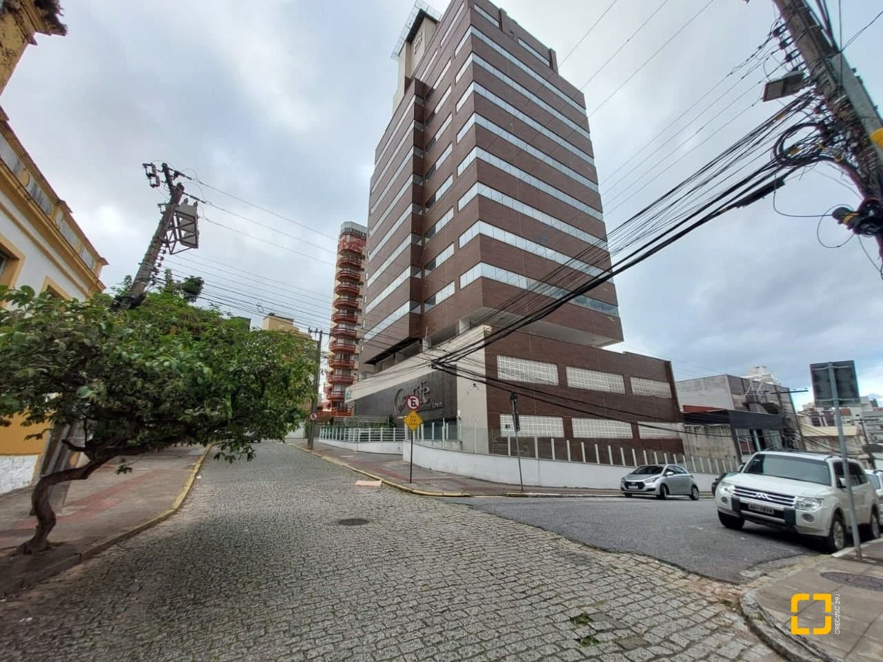 oxchm-iHU3bo2V63_51417674dc70ad2fde.jpg