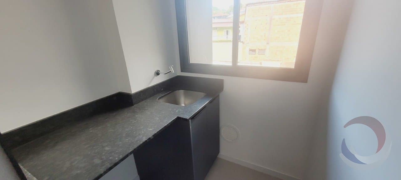 oy79v-iOZ90_30816650a031372b32.jpg