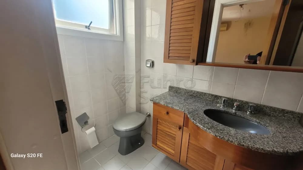 p3r7-banheiro-suite.webp