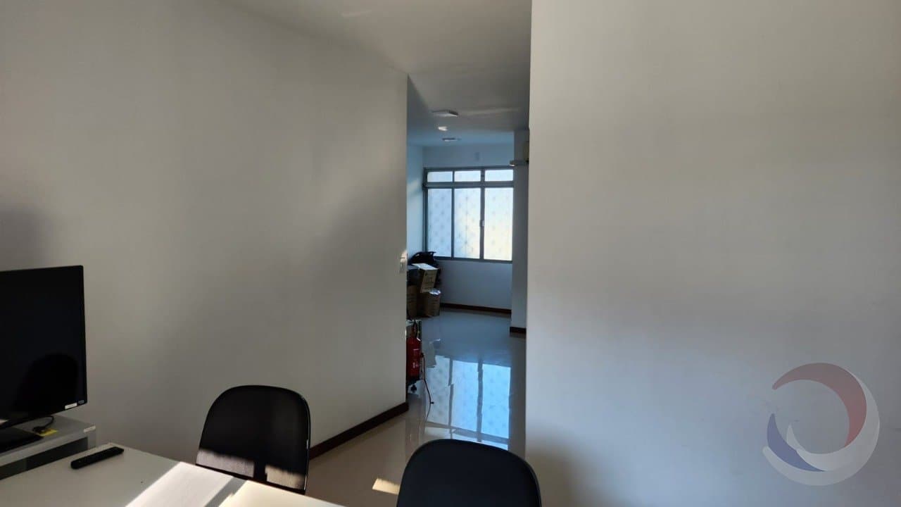 pbfk5q-iKyv8Hk9_3225265bd417f5531e.jpg