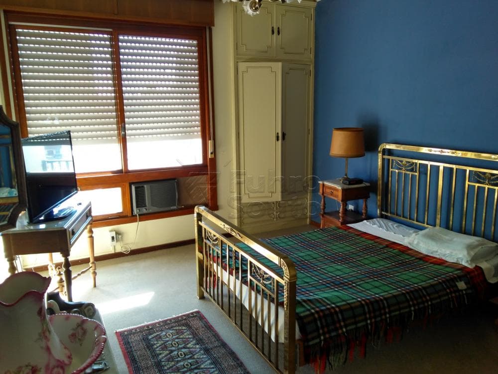 pd88c7-quarto.jpg