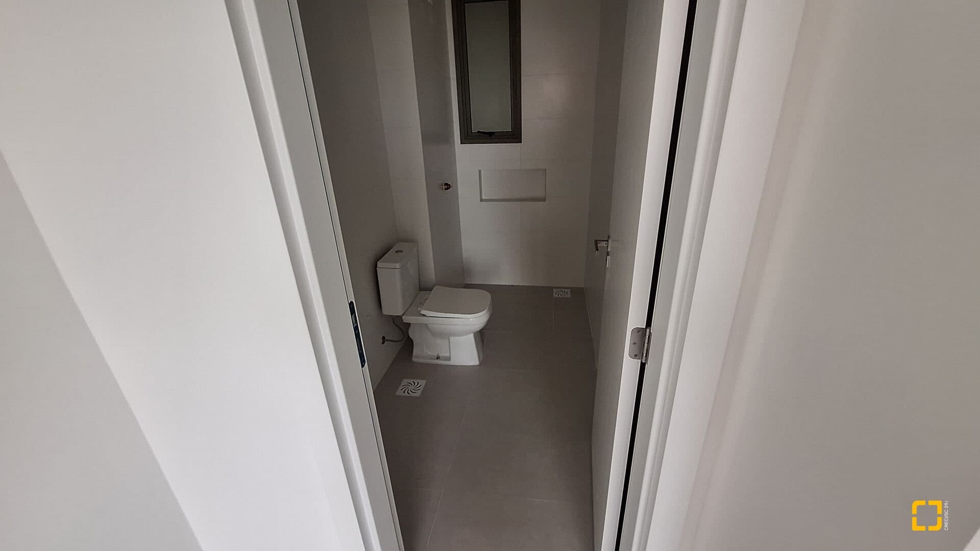 pr68bu-if6d5y_5892869bd94d6913d2.jpg