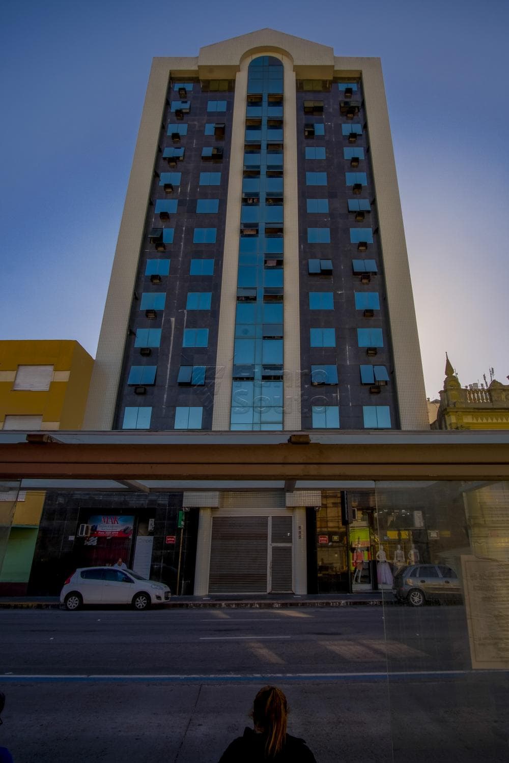 q2sm9b-fachada.jpg