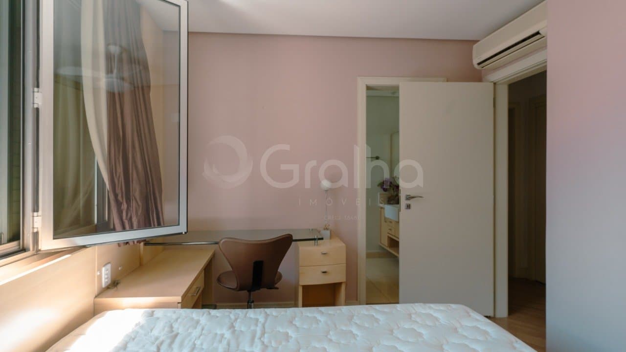 qa7rt-iZ8bR524UU5_3611468caf55693d94.jpg
