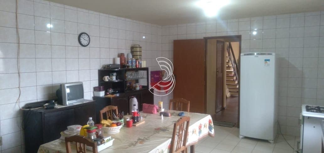 qa7yet-i826u6Xyu_18455690259b614ed9.jpg