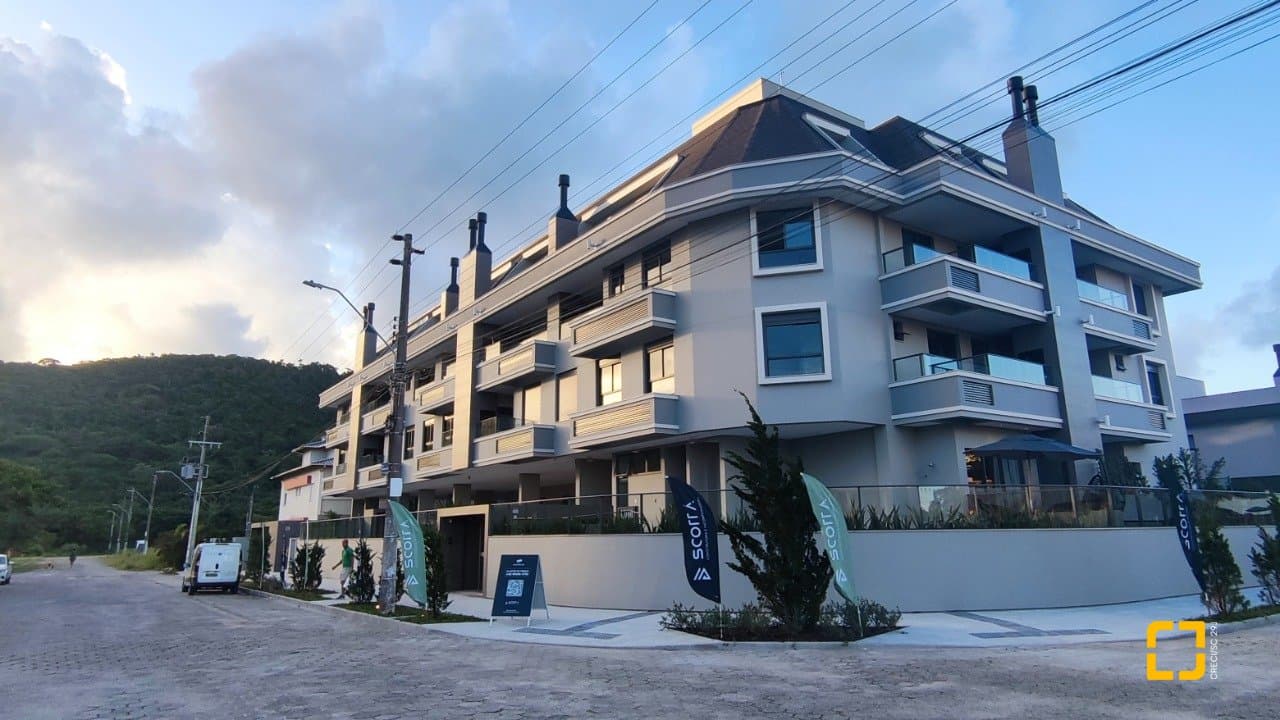 qehbnj-iKehaU391yH49m6t3n_4267968fbd081622f6.jpg