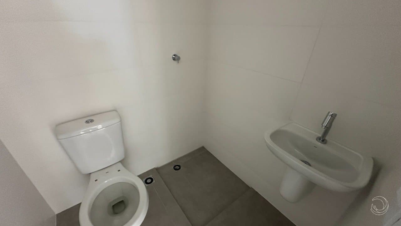 qoptin-i7gc2EkJQ4_3410066732aa1d746d.jpg