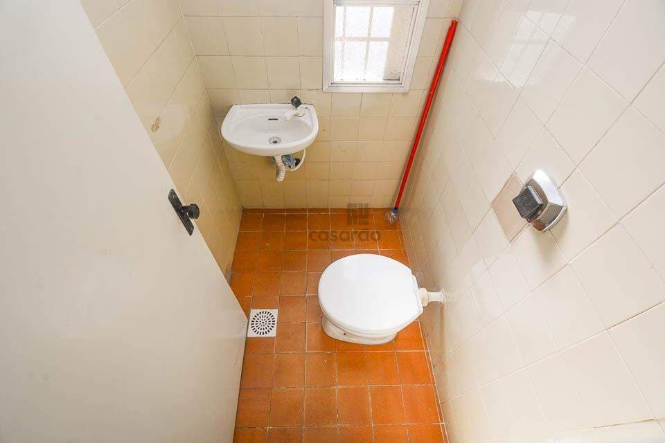 qskimx-sala-no-pelotas-banheiro-social.jpg