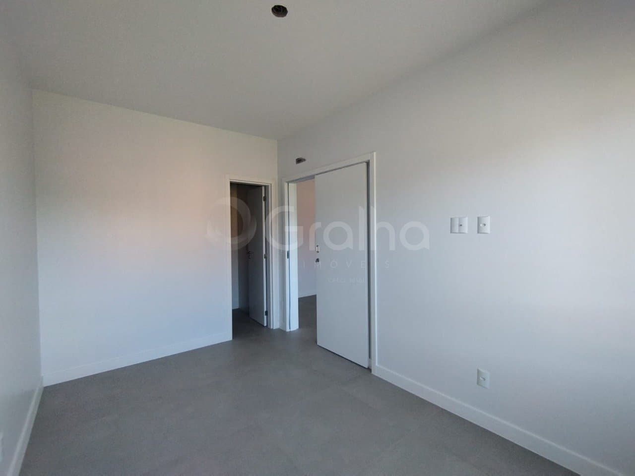 r07yt-idR964EfYz8_3985268eea2b134853.jpg