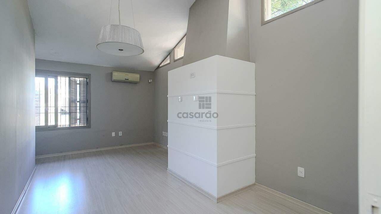 r6d2i7-casa-comercial-no-pelotas-sala-7.jpg