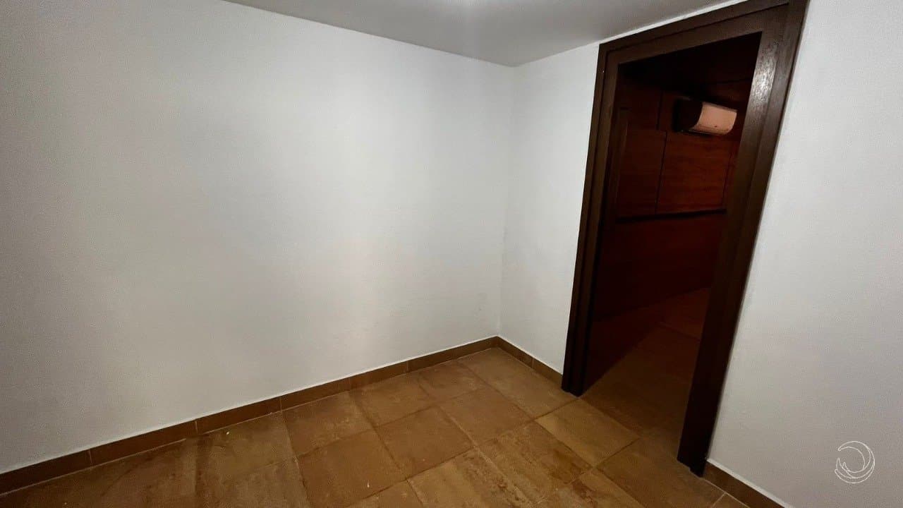 r6k1t-i3yxW77D62I_3518766defc0b0d876.jpg