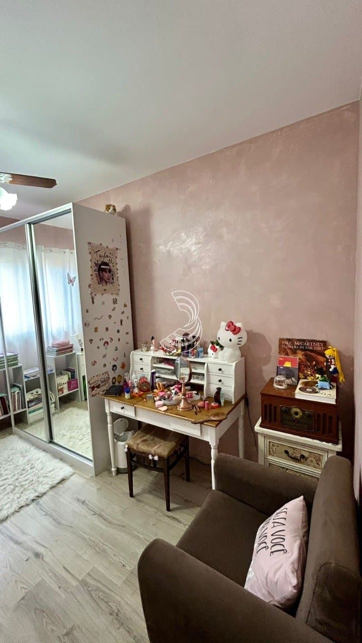 r81hj8-io9871Ow_1877669a1ff7a9dac5.jpg
