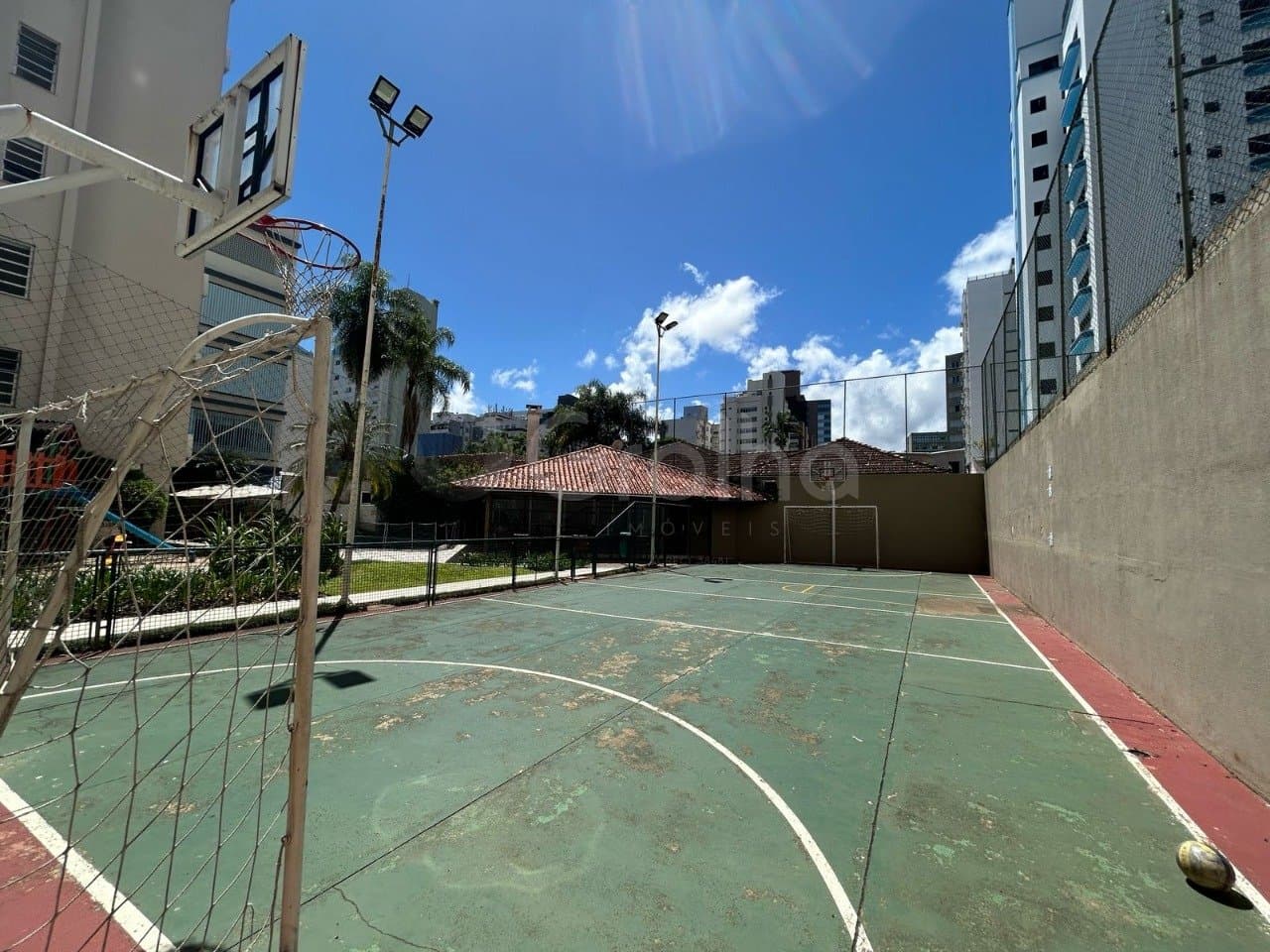 r8x0cc-i7n41OA_4031568dfec1eccba6.jpg