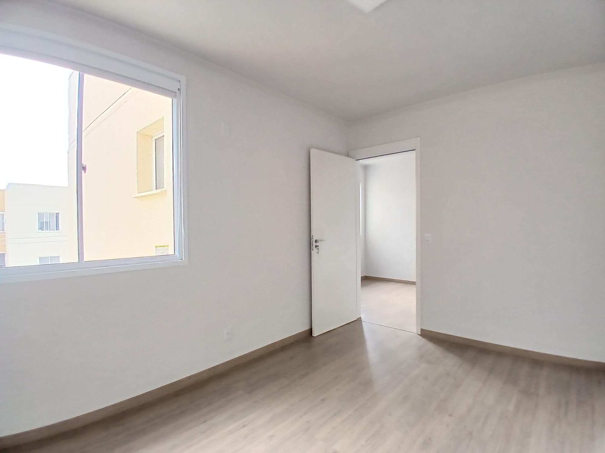 r947k-img-304661860