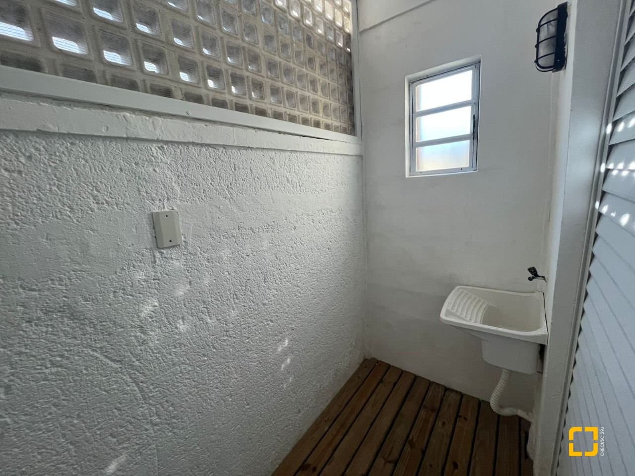 r9sa0a-ij9T2k67vP_5688168b73af261152.jpg
