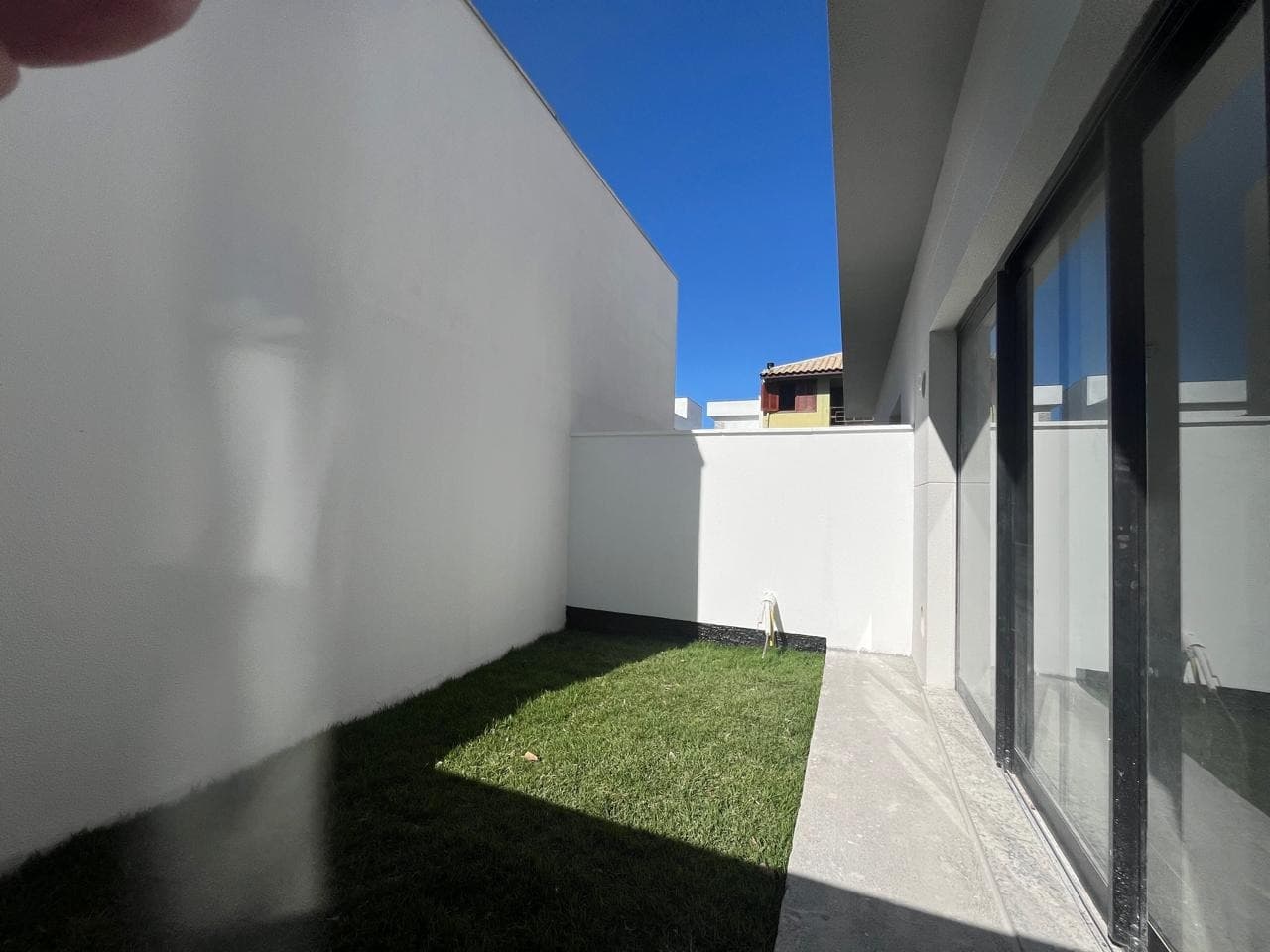 rb19jb-ii1ZQ9e4_3548168c86d7ab83d0.jpg