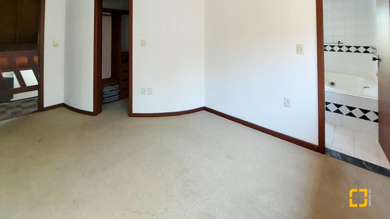 rd87h-i8bxysG8j_5859569a9ea805e1d3.jpg